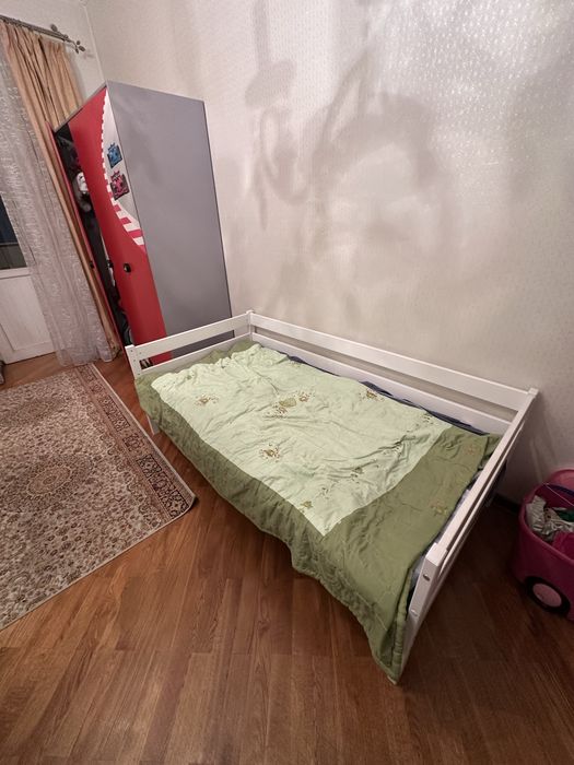 Продаю кровать для подростков