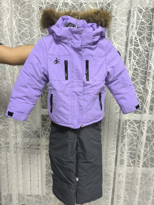 Продам детский лыжный костюмы