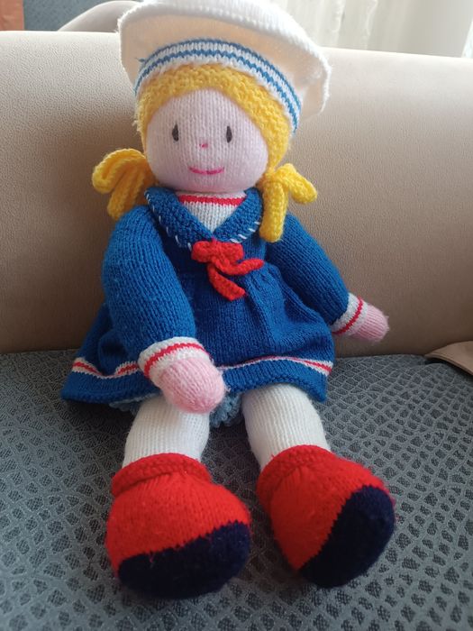 Плетена плюшена играчка Шерлот