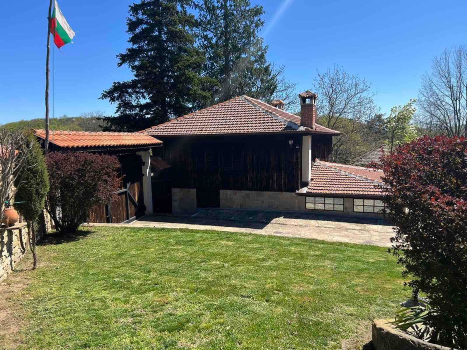 Продава се Къща в с. Конарското, Област Габрово - 246 кв.м за 793 €/кв.м - Снимка #19