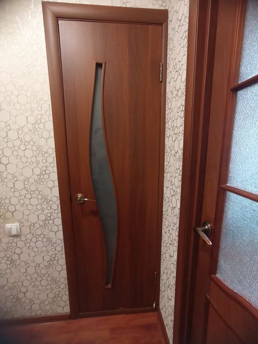 Продам двери б.у в норм.состоянии.