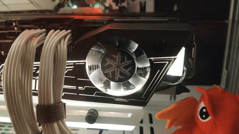 6м Гаранция! RTX 3070 TI 8GB INNO3D ICHILL X4