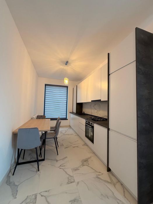 Apartament 80 mp cu doua camere de inchiriat