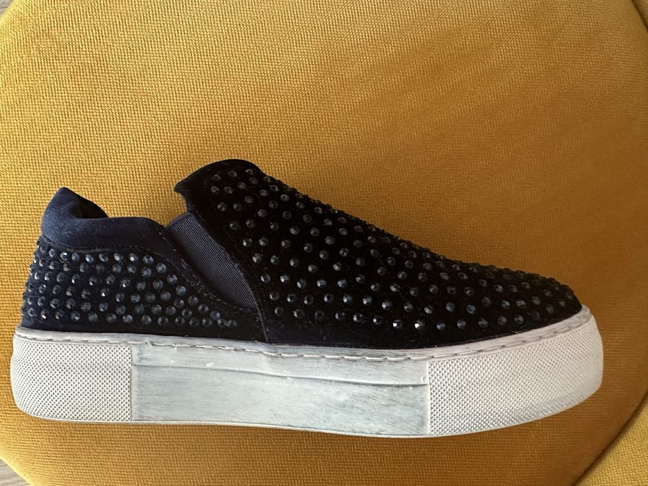 НОВИ Дамски/детски спортни обувки, 36