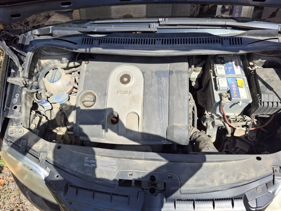 VOLKSWAGEN Touran 2004 — imagine 2
