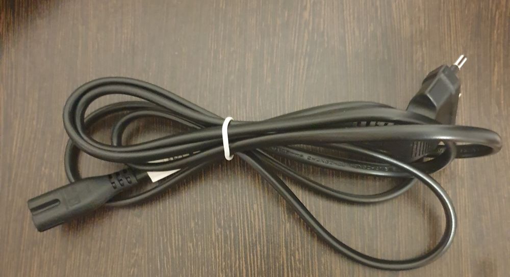 Шнур питания SANGLE и Canon.