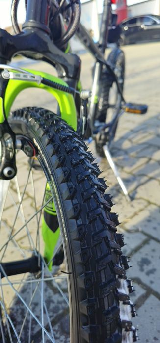 Vând bicicleta BTWIN 20/INCH. 5-9 ani