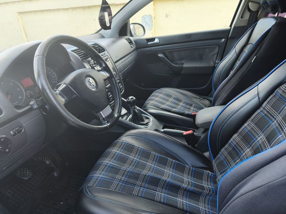 Vând Golf 5 1.9 2007