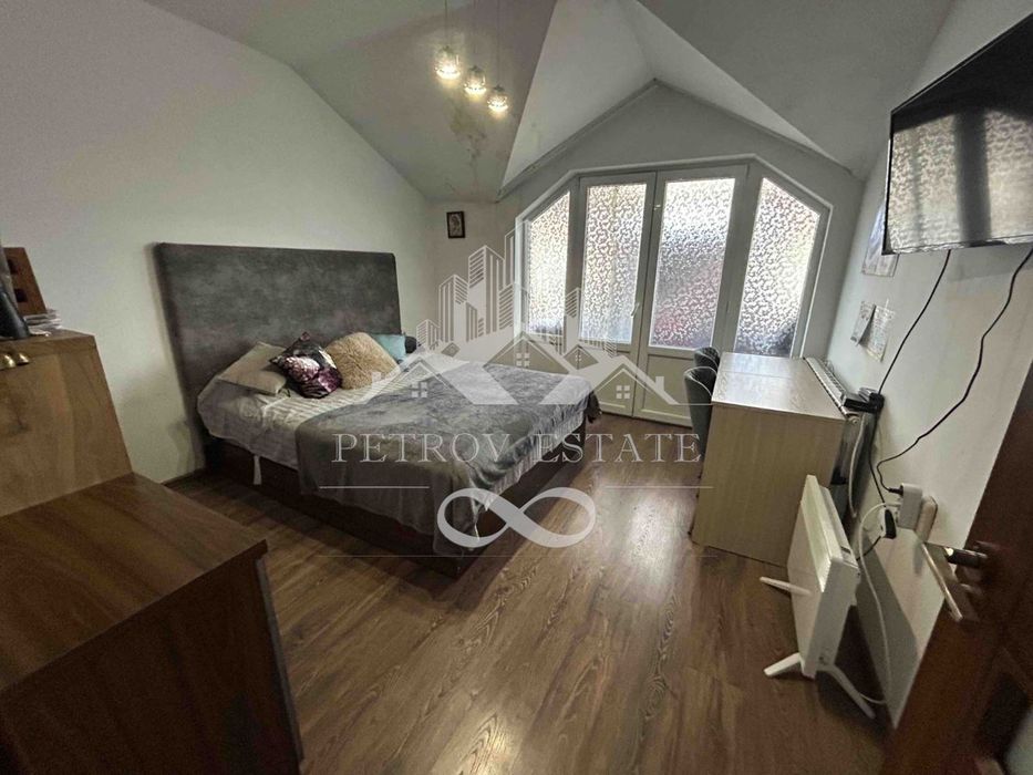 Продава се Четиристаен апартамент в Велинград - 133 кв.м за 740 €/кв.м - Снимка #4