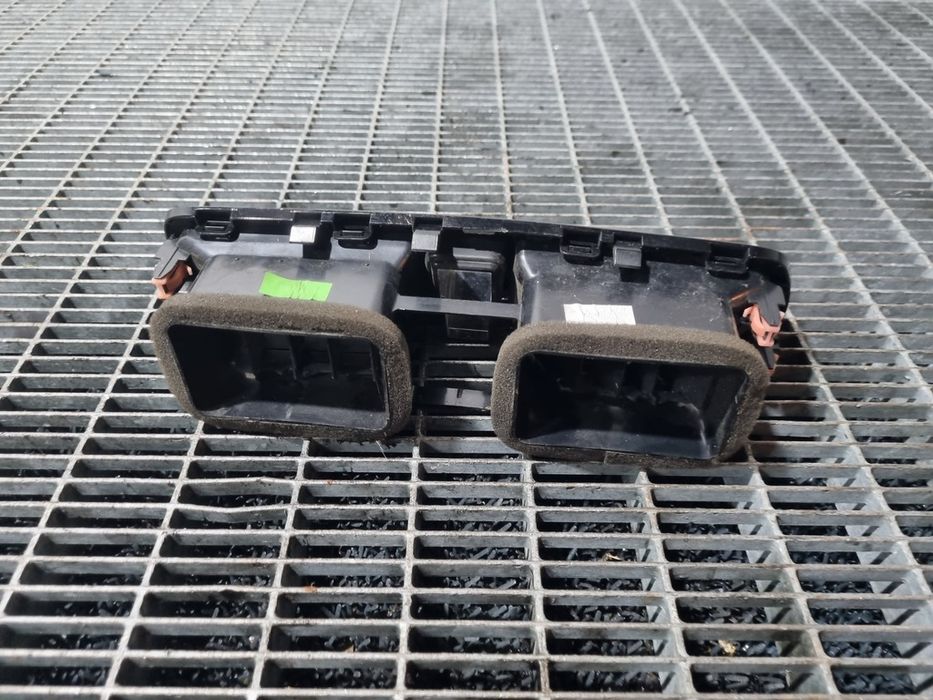 Grila Ventilatie Centrala Suzuki SX4 S - Cross II Facelift (1267) 73610 Garantie