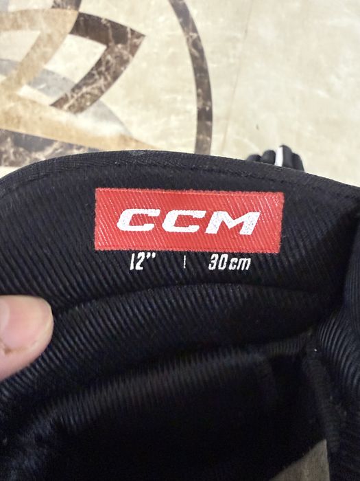 Краги хоккейные. CCM AS550.