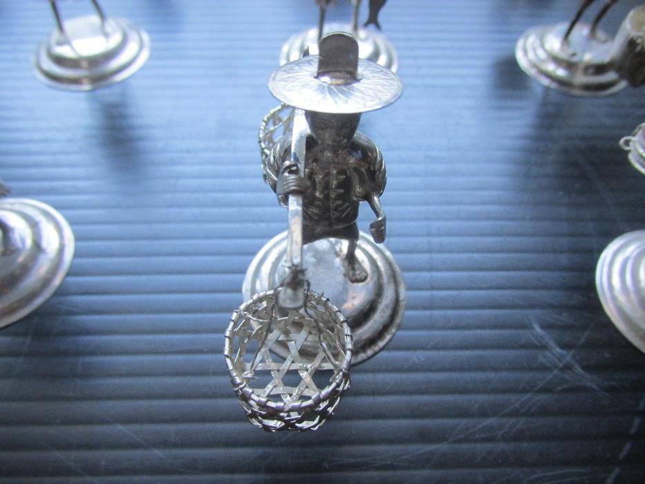 Миниатюрни фигури - Хонг Конг Sterling Silver