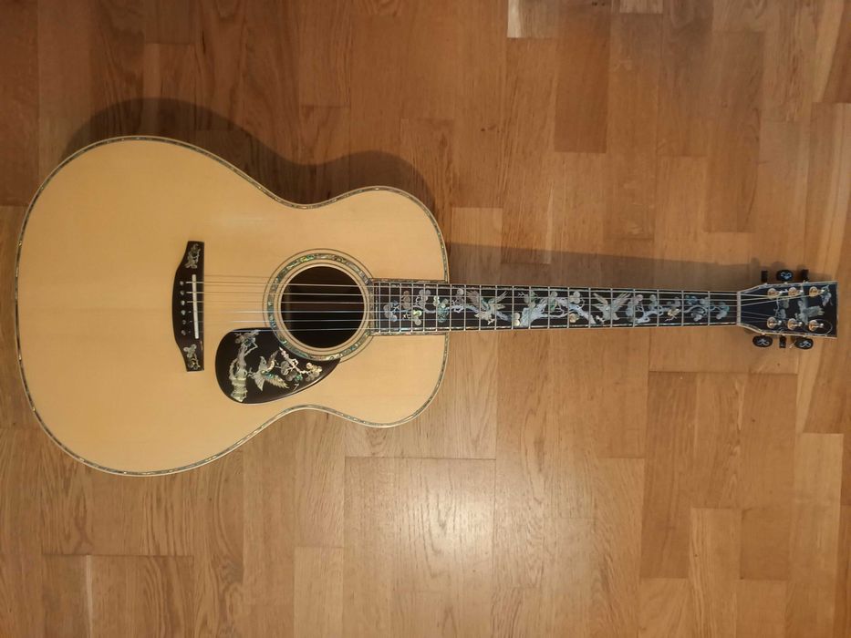 Невероятна лютиерска акустична китара - много рядка