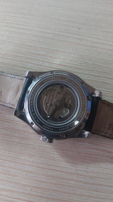 Ceas Festina automatic.