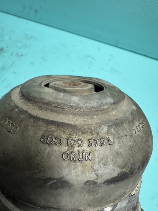 Тампон двигател Audi/VW