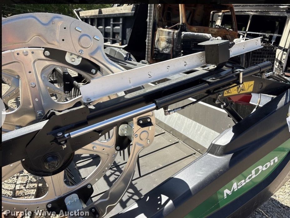 Жатка MacDon FD235