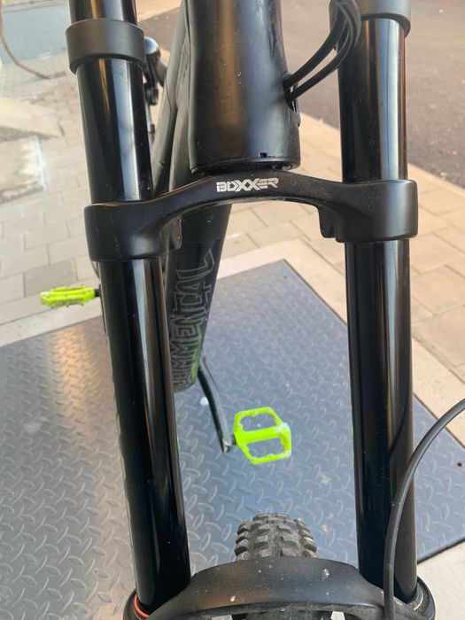 Bicicleta commencal downhill V3