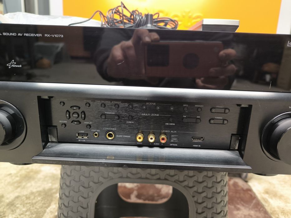 Yamaha rx -v 1073