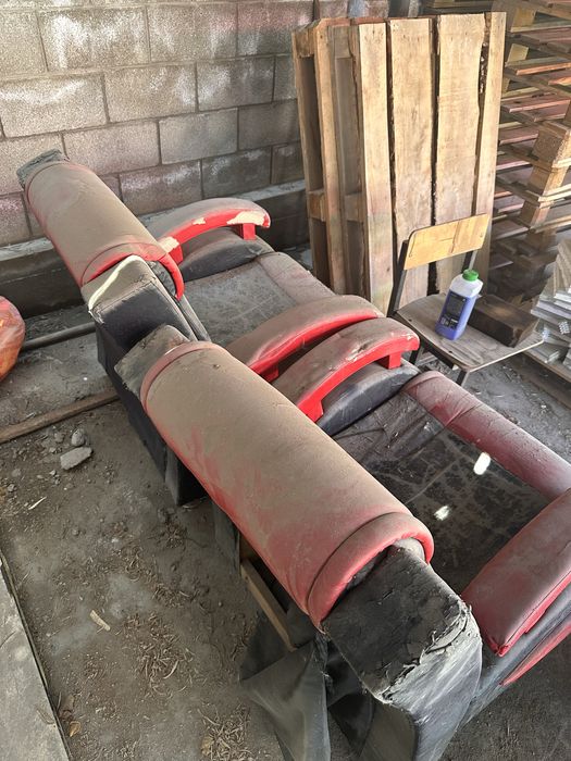 Диван с креслами и паллетки