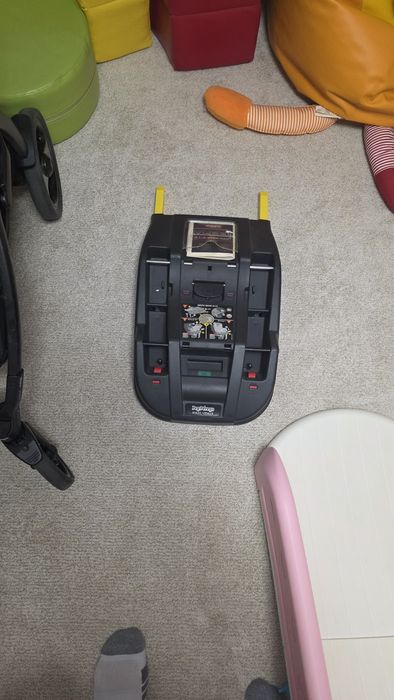 Carucior Peg Perego Futura Cinder 3 în 1 + Izofix