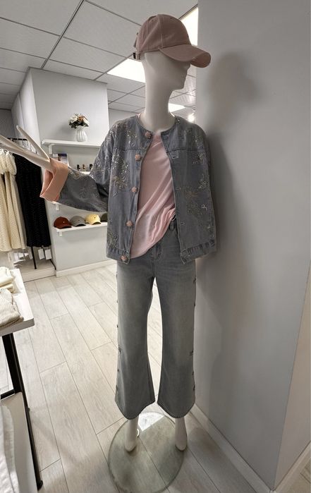 Продам манекены б/у