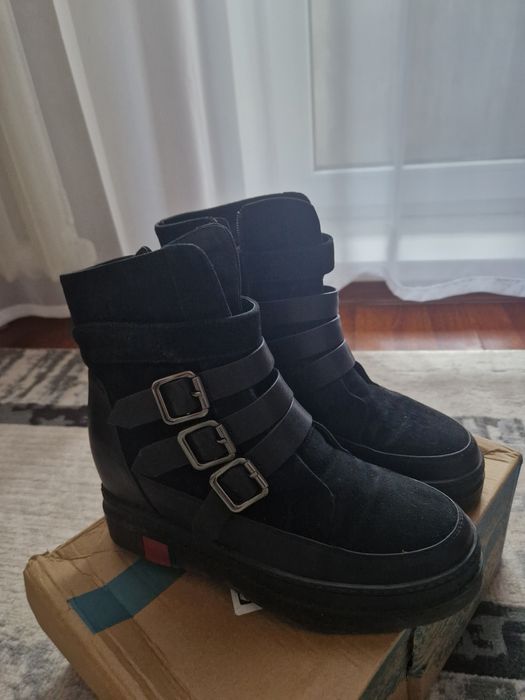 Продам зимние полусапожки