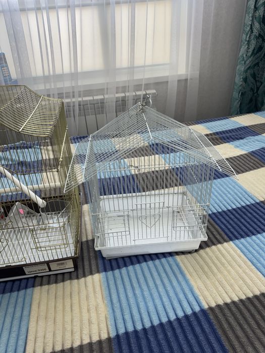 Продам клетки для попугаев