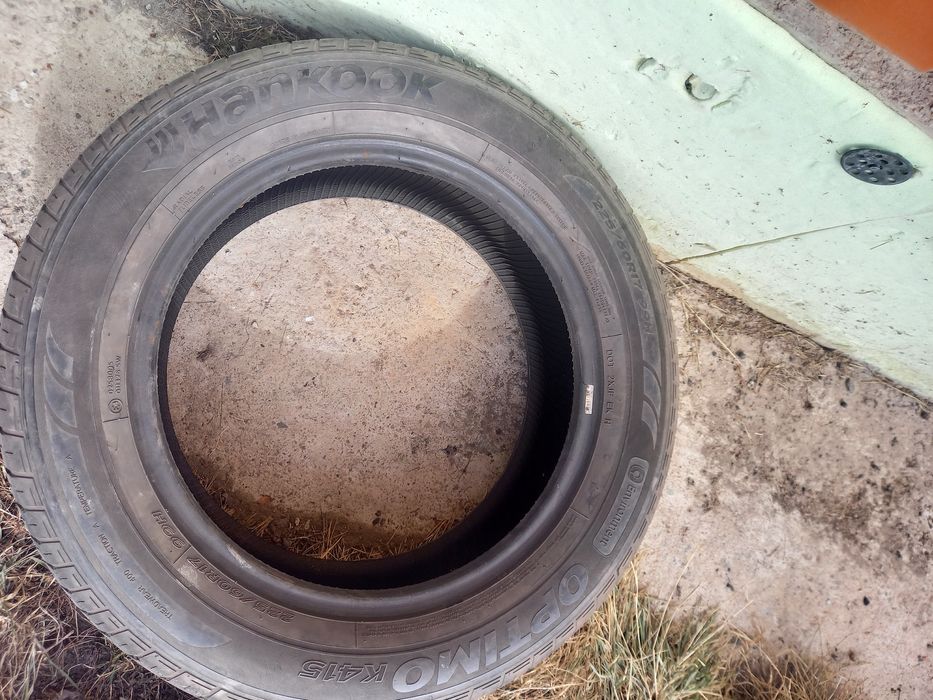 Продам шины 225 60 R17