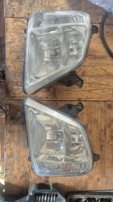 Оригинални Фарове  за Опел Мерива 03-2010г