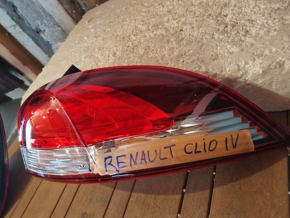 Оргинален стоп за Renault Clio IV