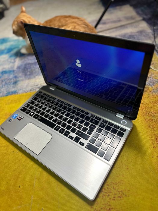 Laptop Toshiba P50-b, i7 gen 4, 2 gb dedicat , hdd 1 tb