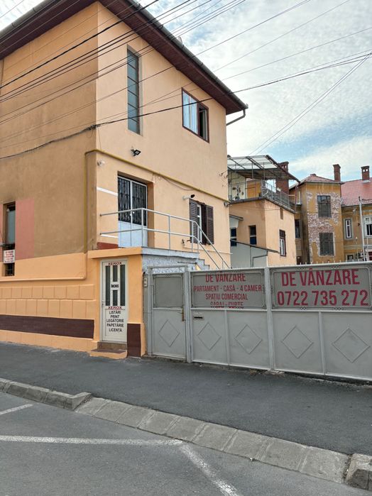 Casa cu spatiu comercial ,  garaj, str. dr. I. Ratiu-facultate ULB