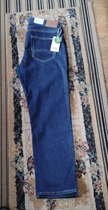 Vând blugi bărbați