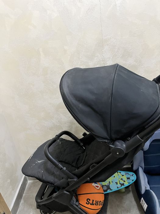 Продаю коляску Easywalker jackey