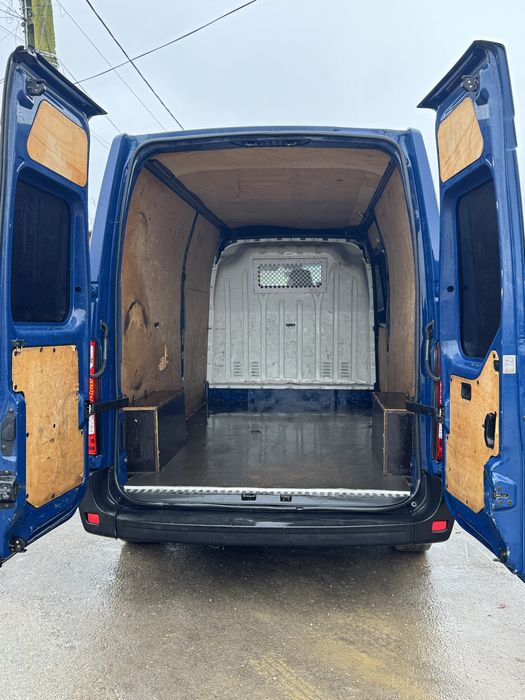 RENAULT Master 0 — imagine 4