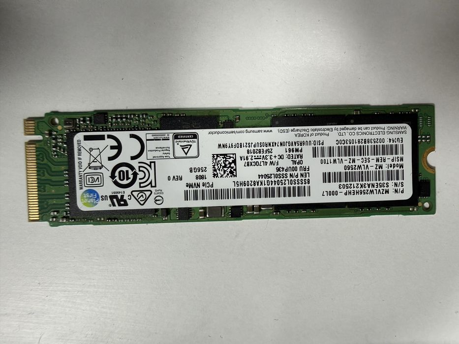 SSD Samsung PM961 256GB M.2 NVMe PCIe 3.0 x4 – Laptop / PC