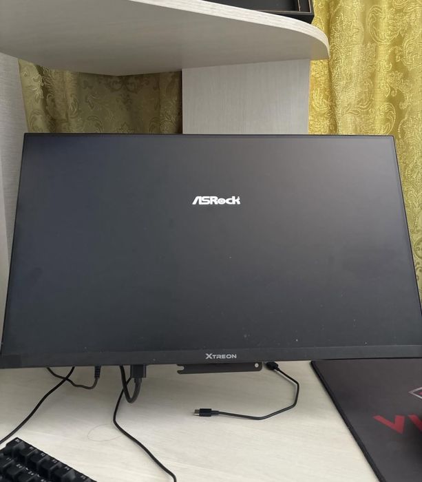 Монитор Xtreon 200гц