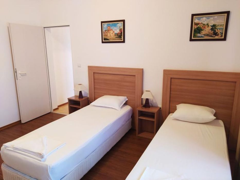 Дава се под наем Тристаен апартамент в Ахелой - 85 кв.м за 690 € - Снимка #14