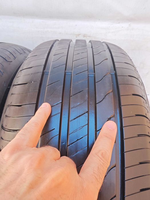 Anvelope 215/55/17 vara Goodyear an 2025