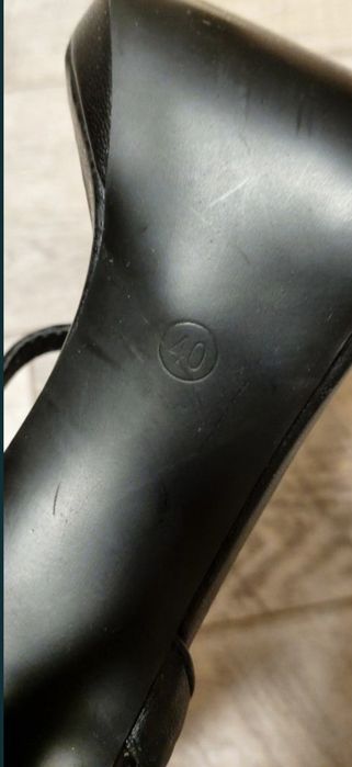 Срочно классическая обувь