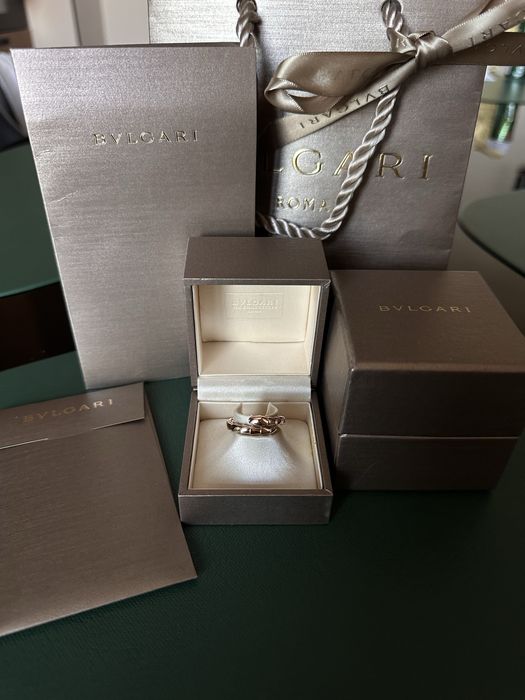 Кольцо Bulgari serpenti