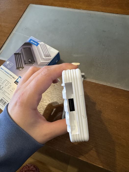 Преносима батеря power bank