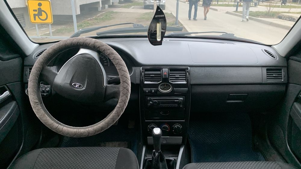 Лада приора универсал