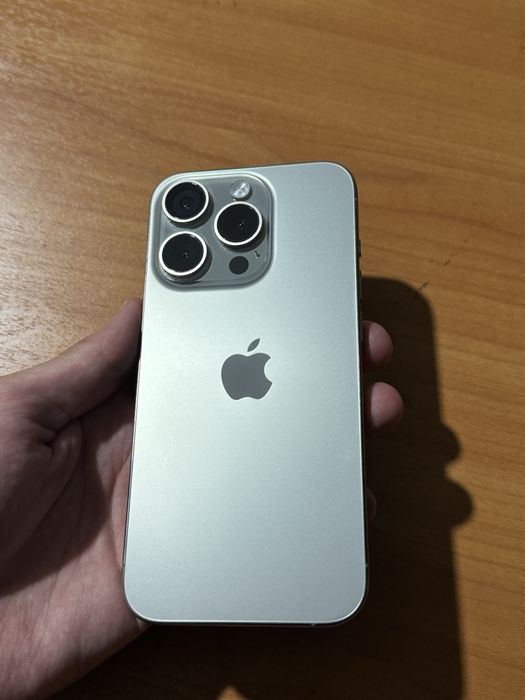 iPhone 15 pro 128