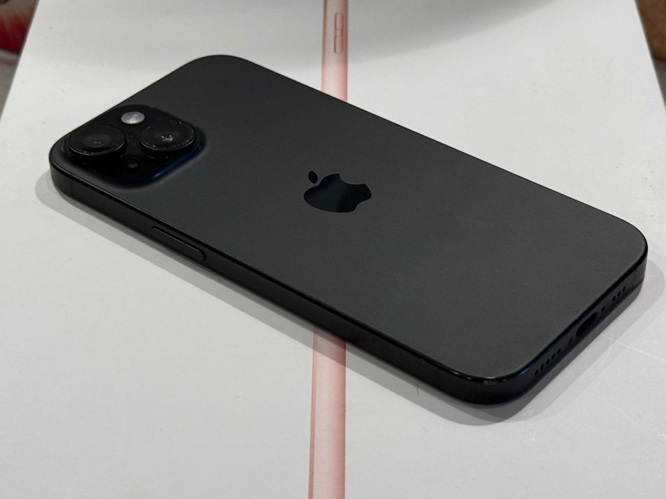 iPhone 15 128GB Black – Отличен, 88% Батерия!