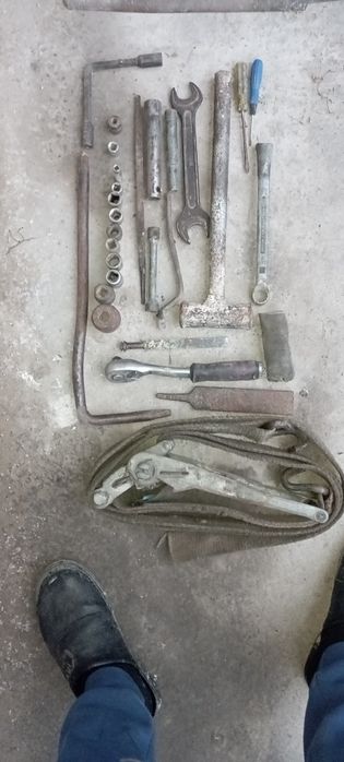 Инструмент кувалда  клуч