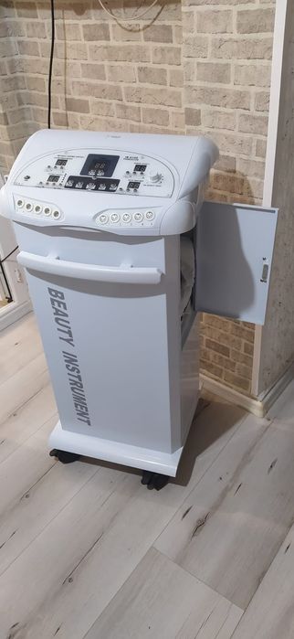 Aparat de presoterapie multifuncțional