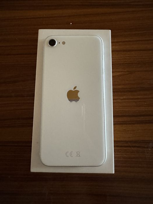 Iphone SE.                                                         2nd