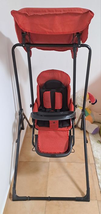 Детска люлка със сенник