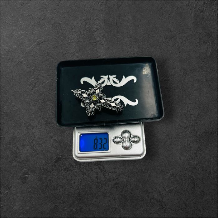 Сребърен кръст с полускъпоценен камък – ръчна изработка